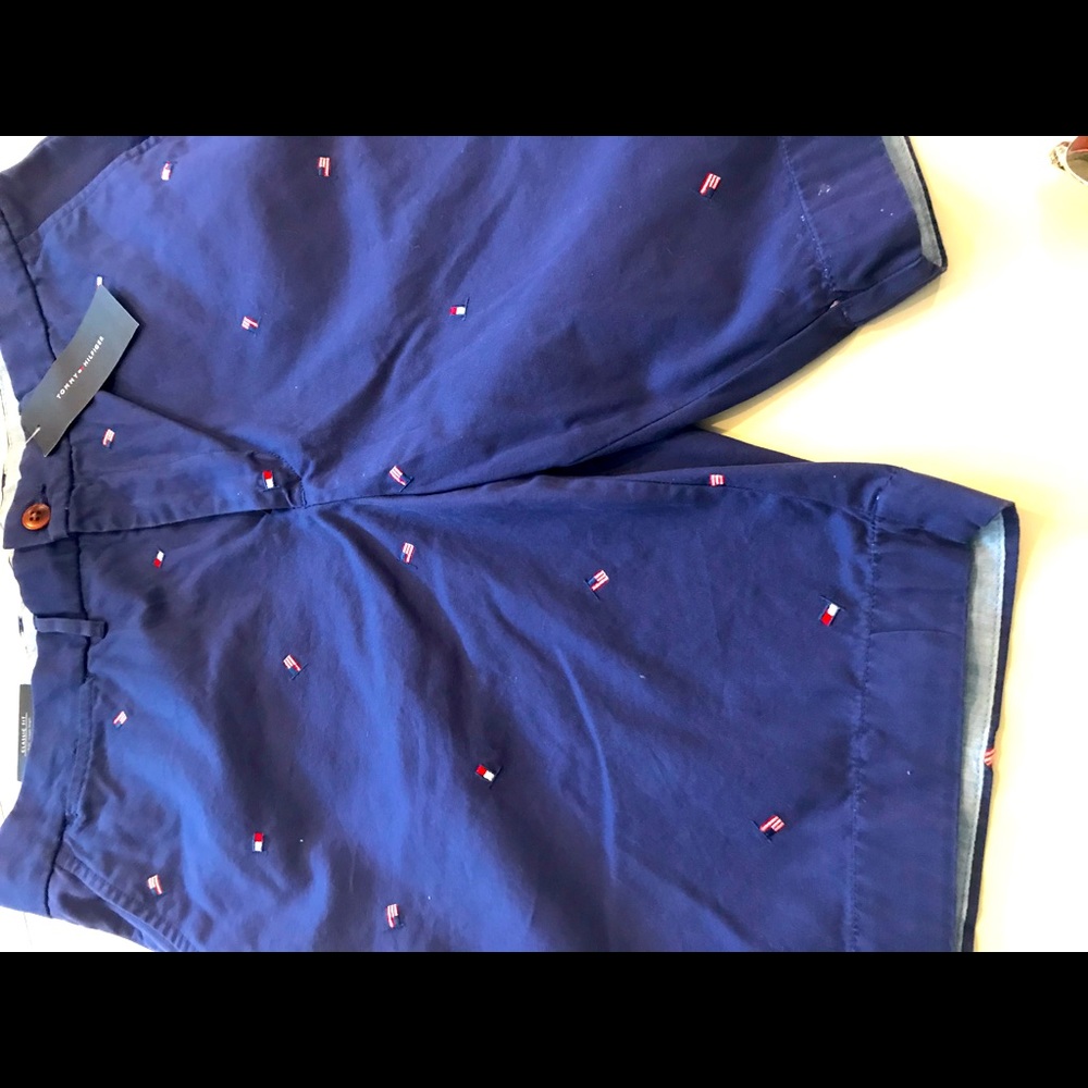 Tommy Hilfiger NEW navy blue shorts NWT size 36